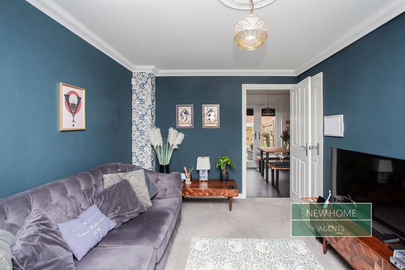 Property photo 3 of 17 Photo 11