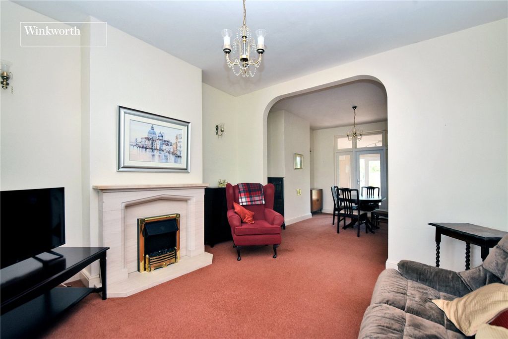 Property photo 2 of 17 Picture No. 02