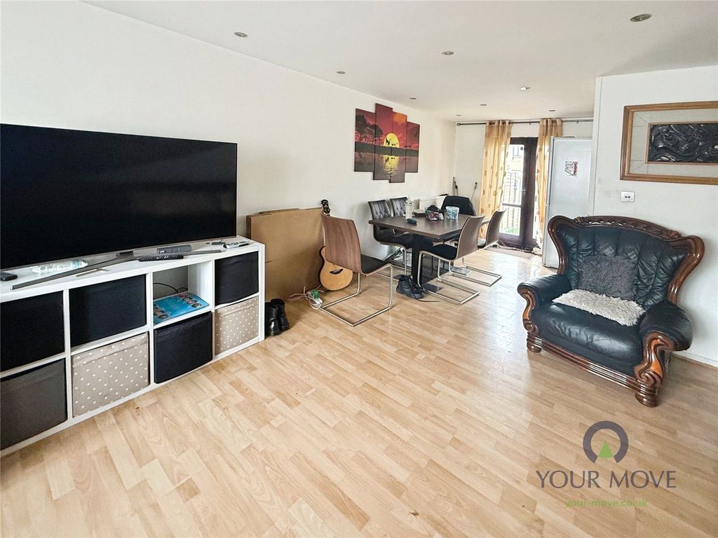 Property photo 2 of 10 Living Room