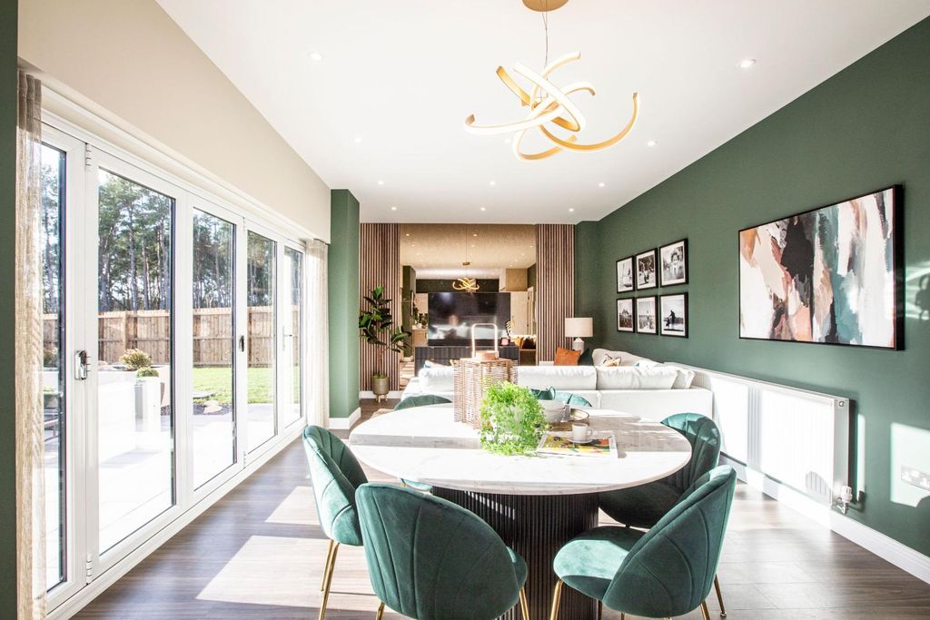 Property photo 3 of 18 Image