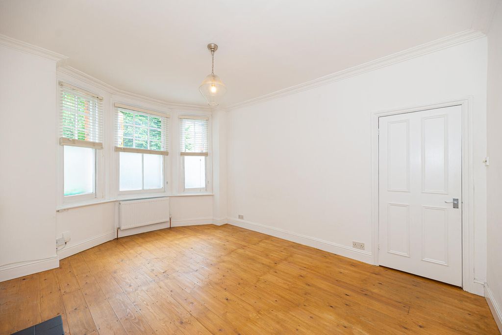 Property photo 3 of 9 Living Room