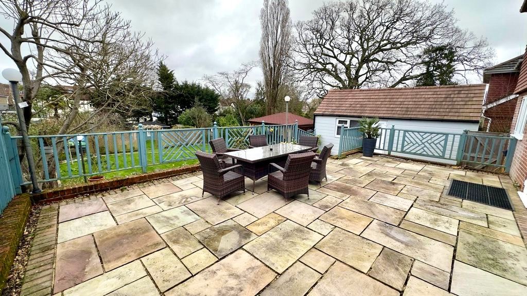 Additional image 20 of 5 bed detached house for saleBlackbrook Park Avenue, Fareham PO15