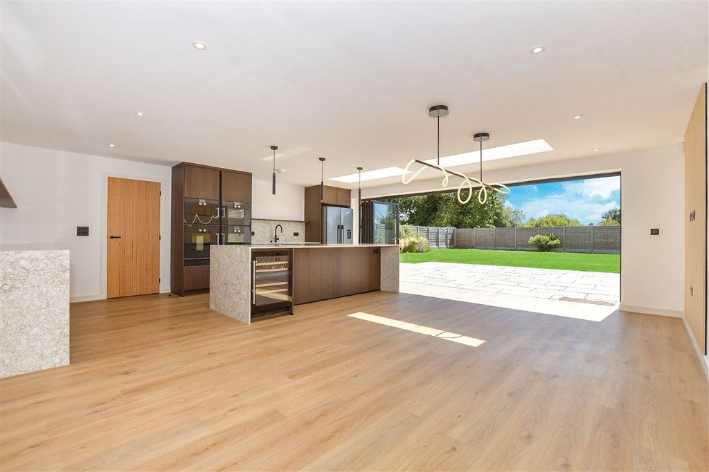 Property photo 2 of 8 Internal Lifestyle Photograph