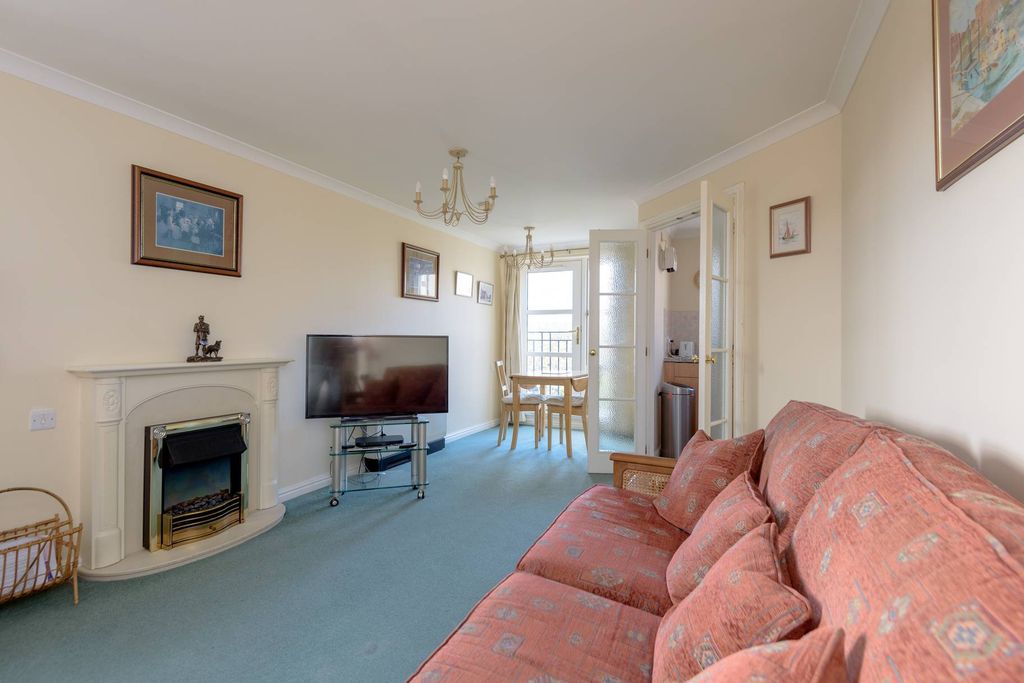 Property photo 2 of 18 Property Image 2