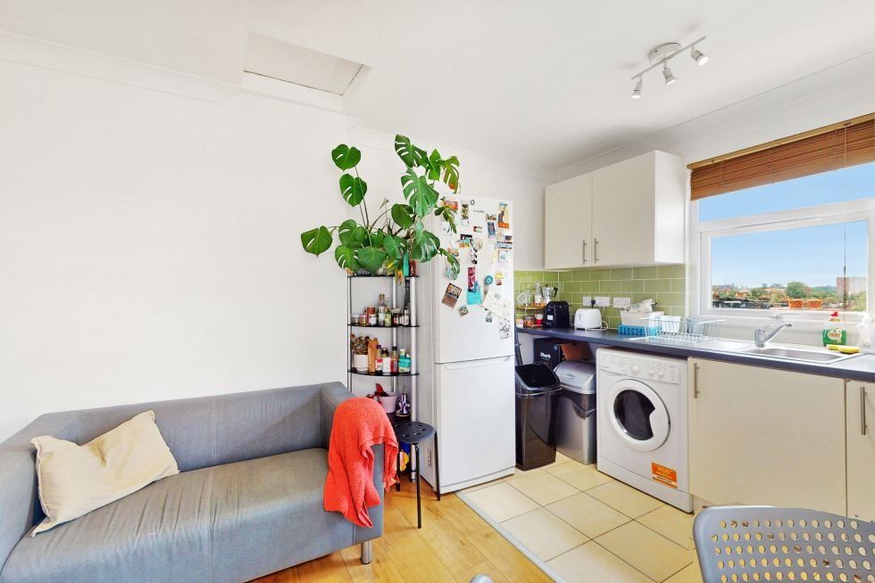 Property photo 1 of 4