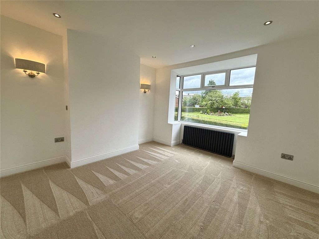 Property photo 2 of 13 Open Plan Living