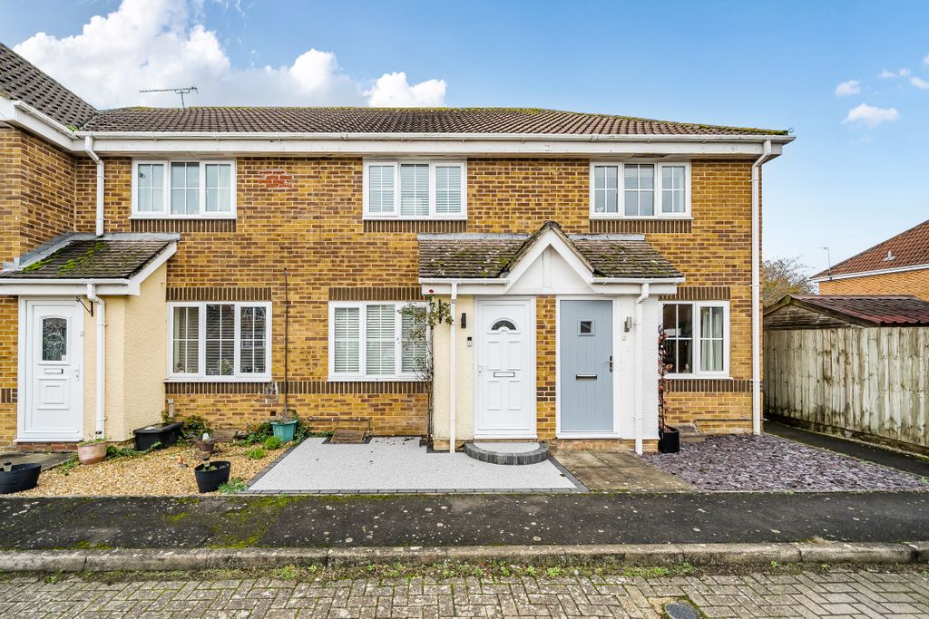 Property photo 1 of 15 1381019166913389A41932