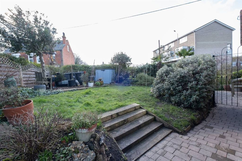 Property photo 3 of 22