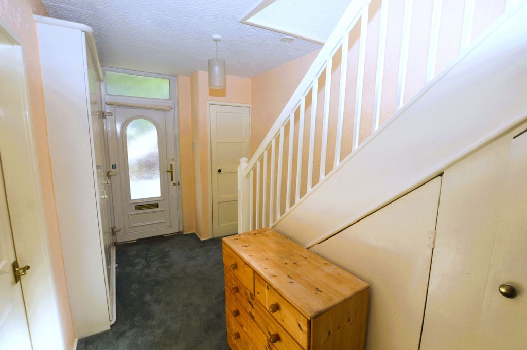 Property photo 3 of 23