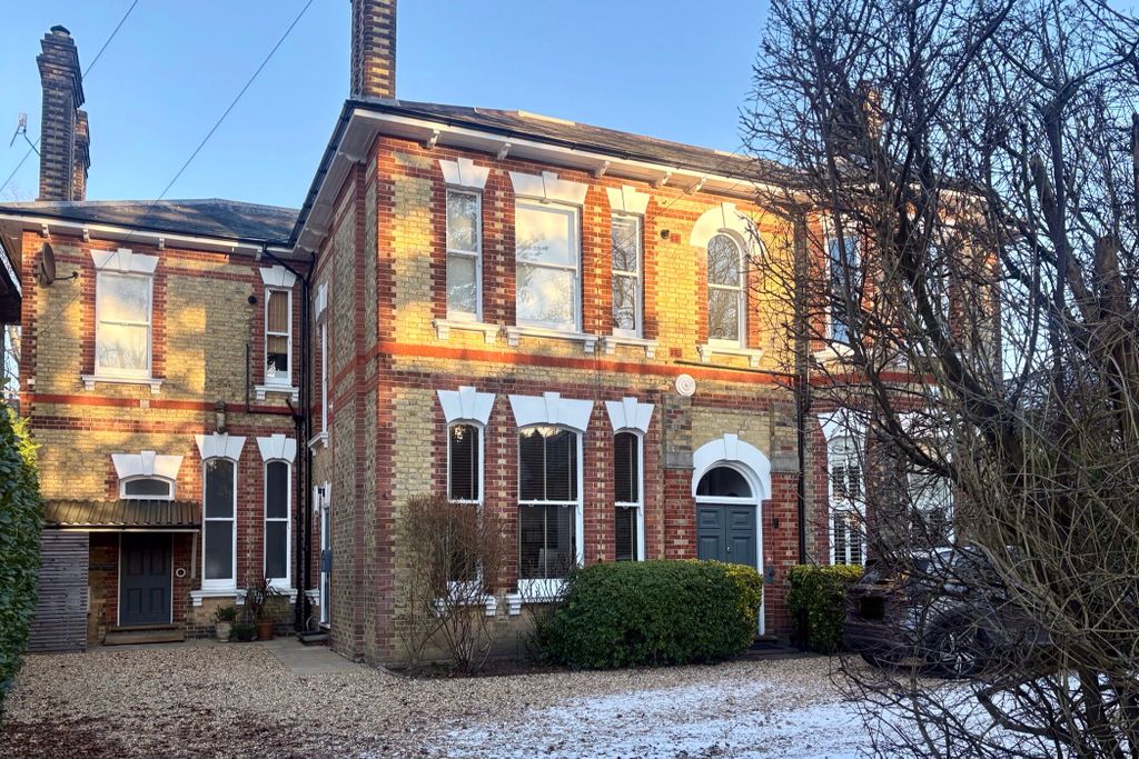 Property photo 1 of 13