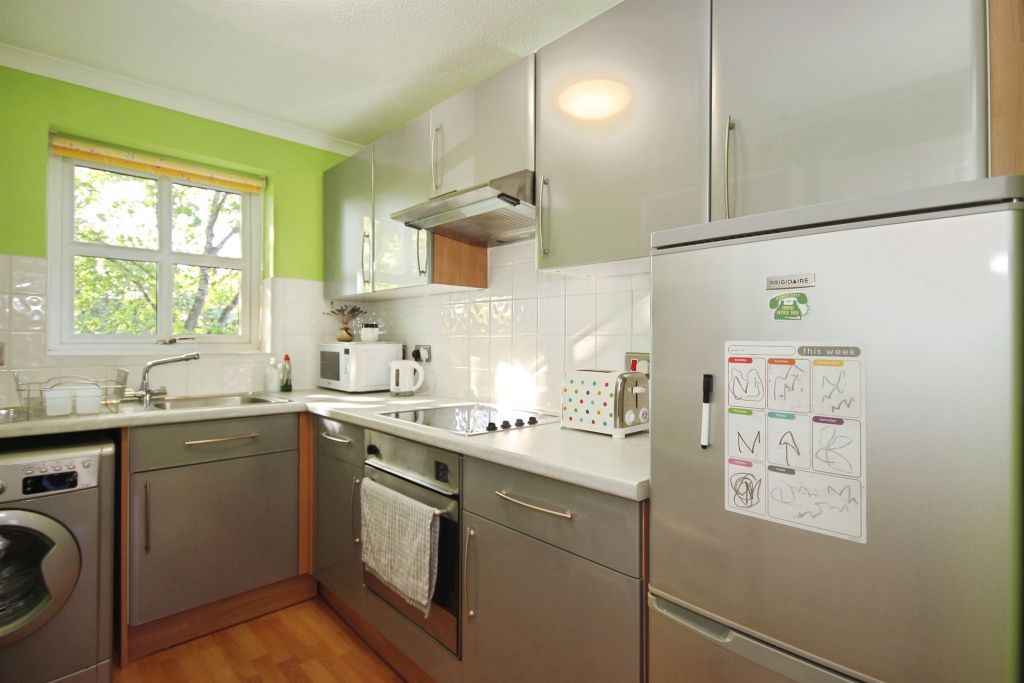 Property photo 2 of 12