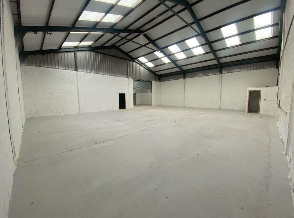 Property photo 1 of 4