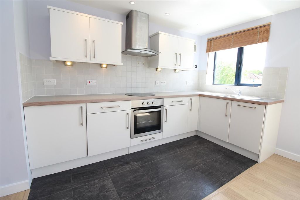 Property photo 2 of 9 Img_8014.Jpg