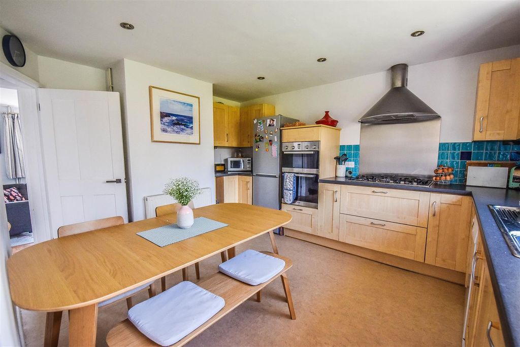 Property photo 3 of 15 Cp4_6736-2.Jpg