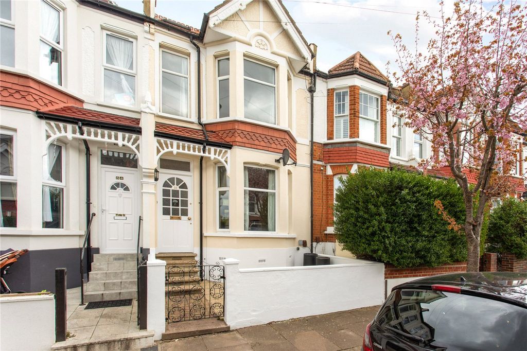 Property photo 2 of 11 Picture No. 13