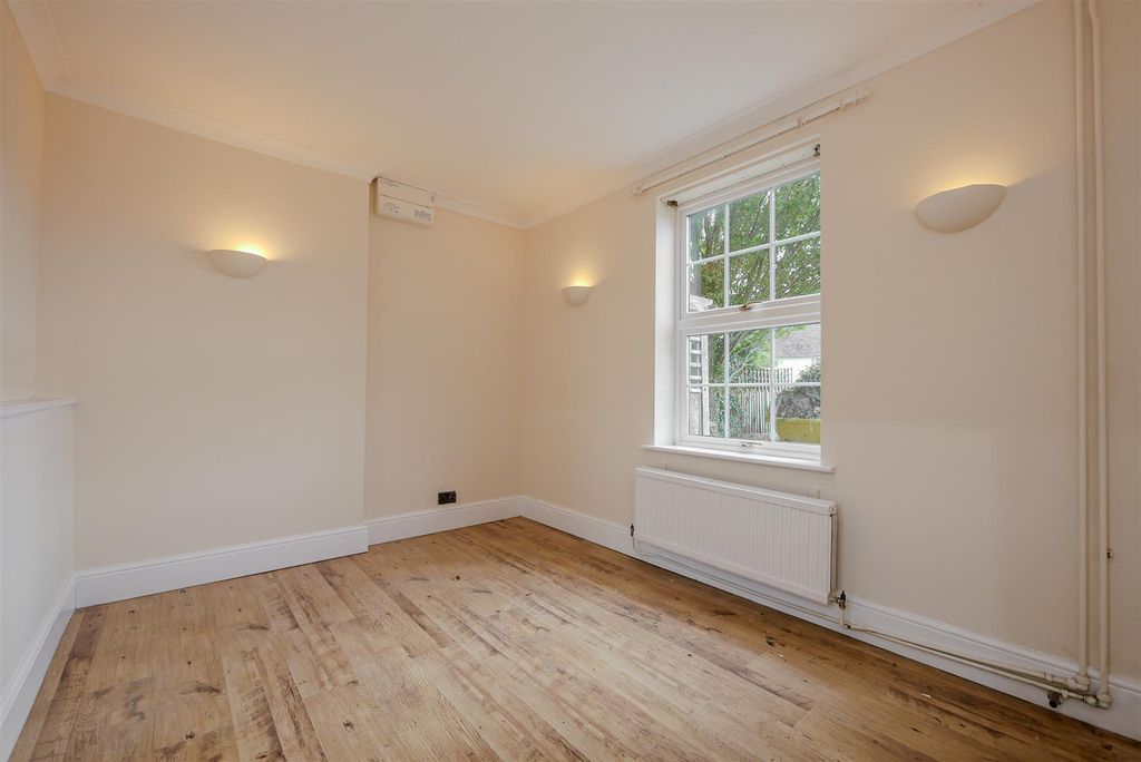Property photo 3 of 15 Dining Room