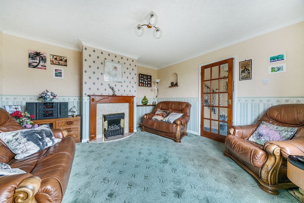 Property photo 2 of 14 138667746932E8A05Ef5A