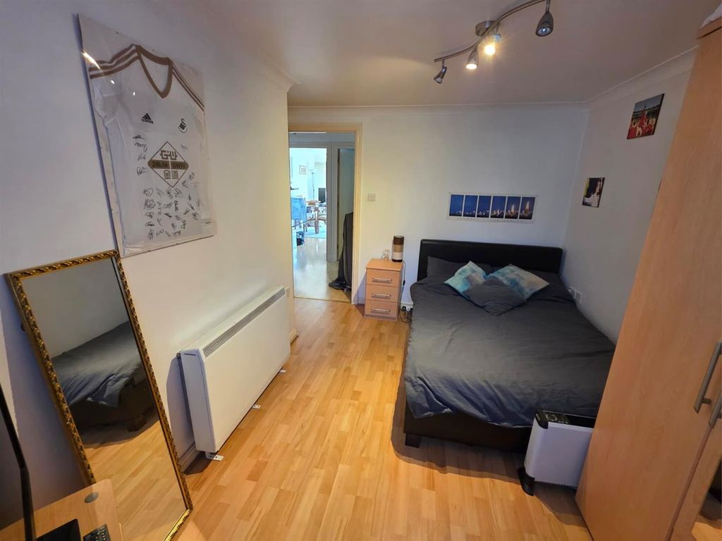 Additional image 9 of 2 bed flat for saleCork House Marina, Swansea SA1