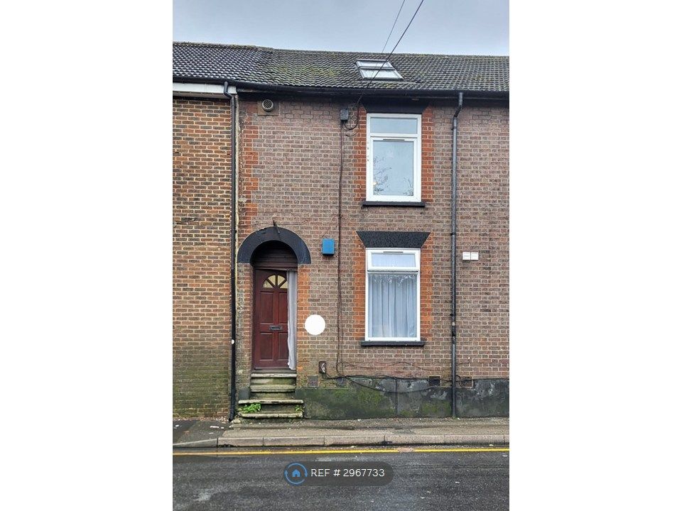 Property photo 1 of 6 Front
