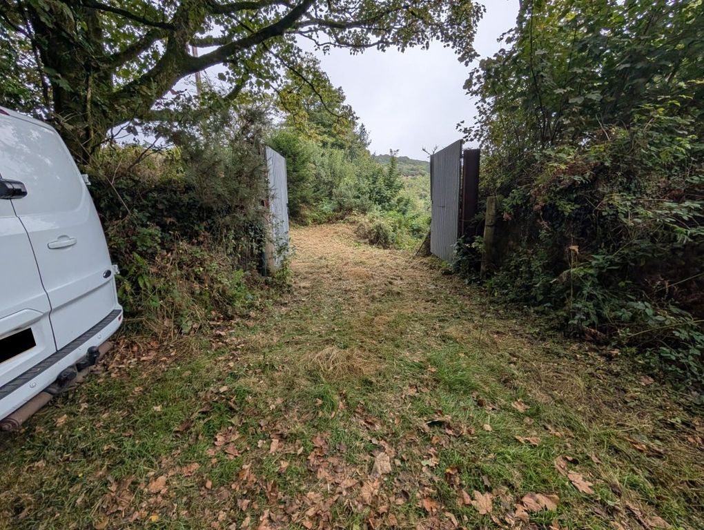 Property photo 2 of 10 Access Gate