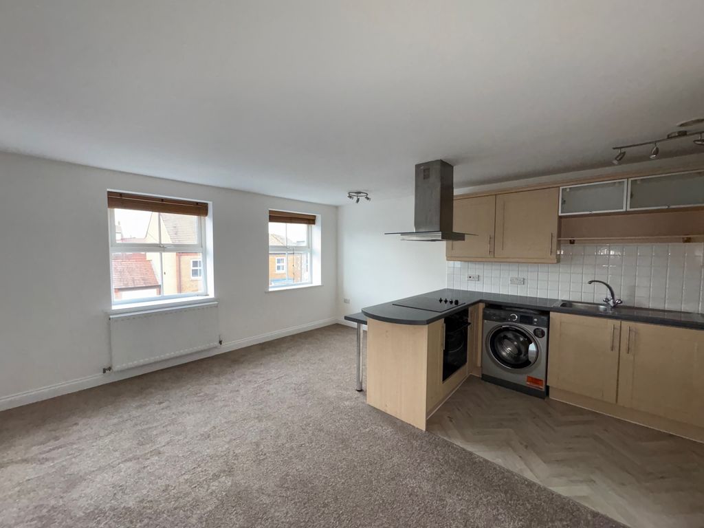 Property photo 3 of 8 Image