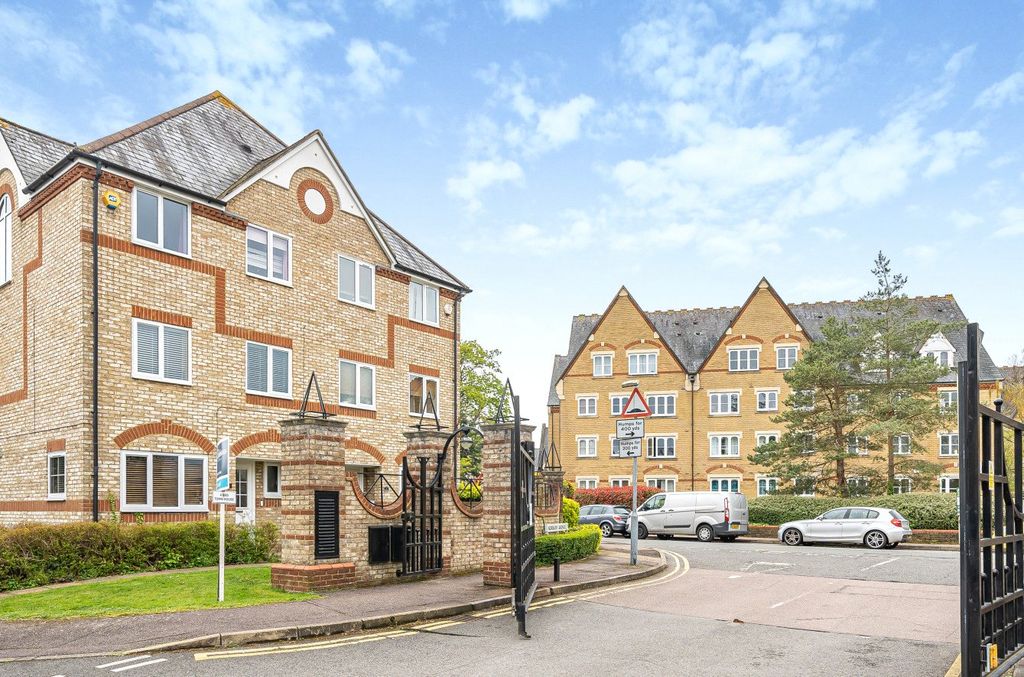 Property photo 1 of 19 Picture No. 22