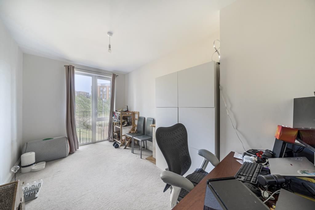 Property photo 2 of 20 Bedroom