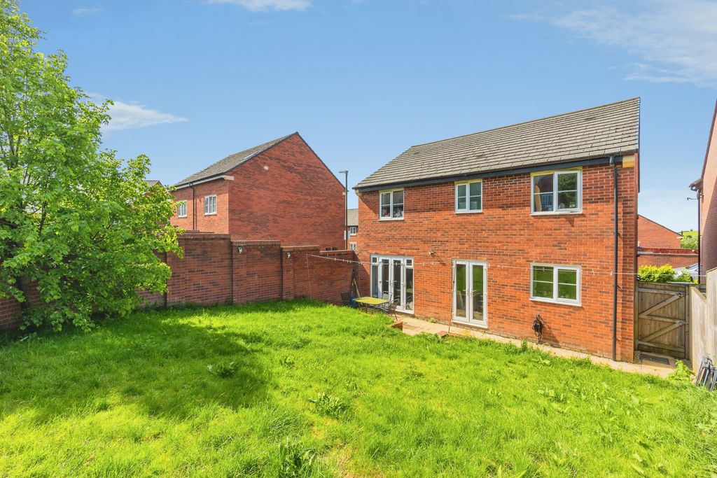 Property photo 2 of 15