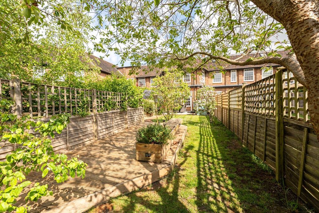 Property photo 2 of 30 Picture No. 35