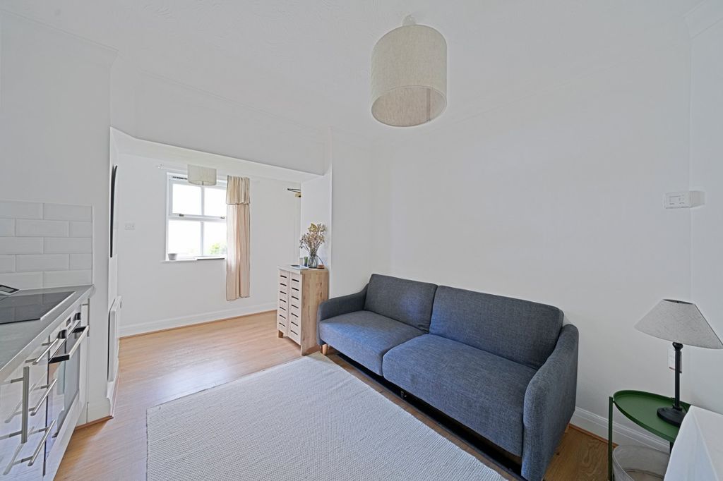 Property photo 1 of 18 Open Plan Living