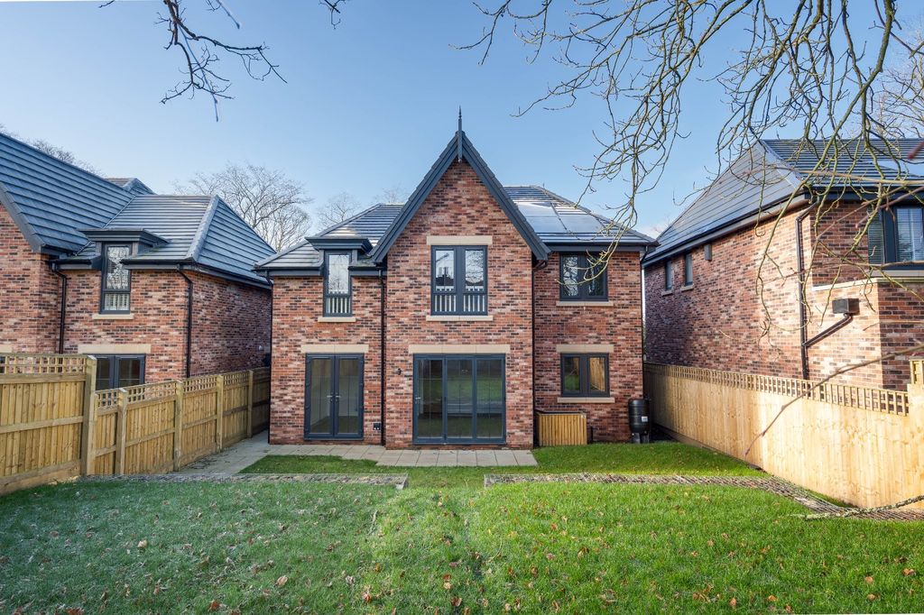 Property photo 2 of 20 Picture No. 05