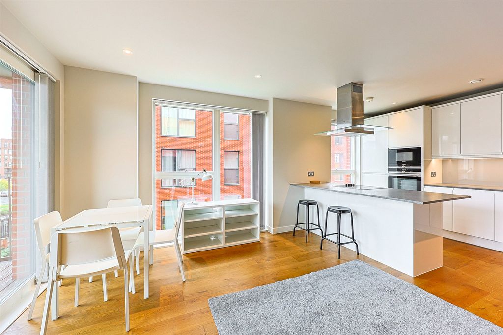 Property photo 3 of 16 Picture No. 03