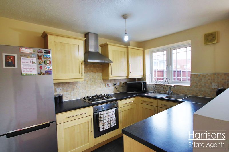 Property photo 2 of 13 Photo 4