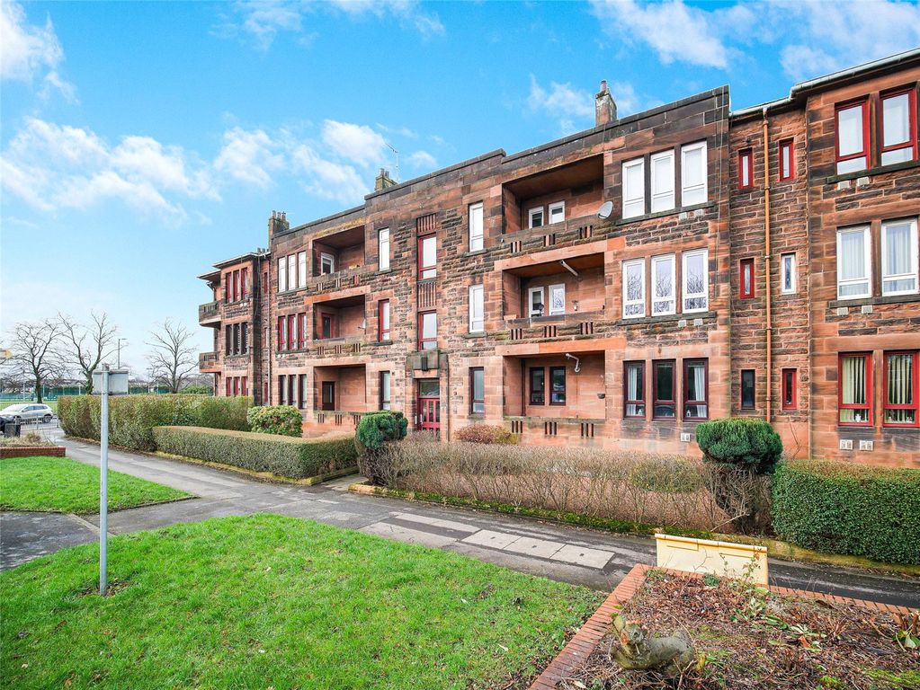 Property photo 1 of 16 Front