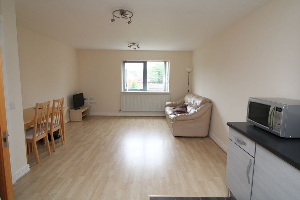 Property photo 2 of 7 Img_5213