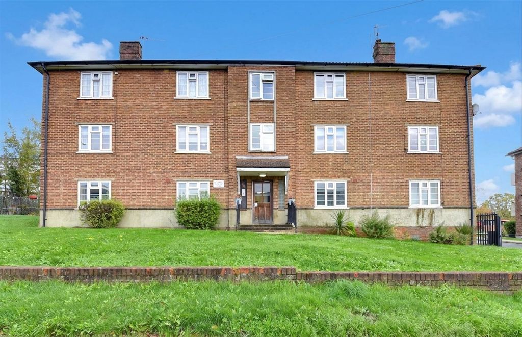 Property photo 1 of 9