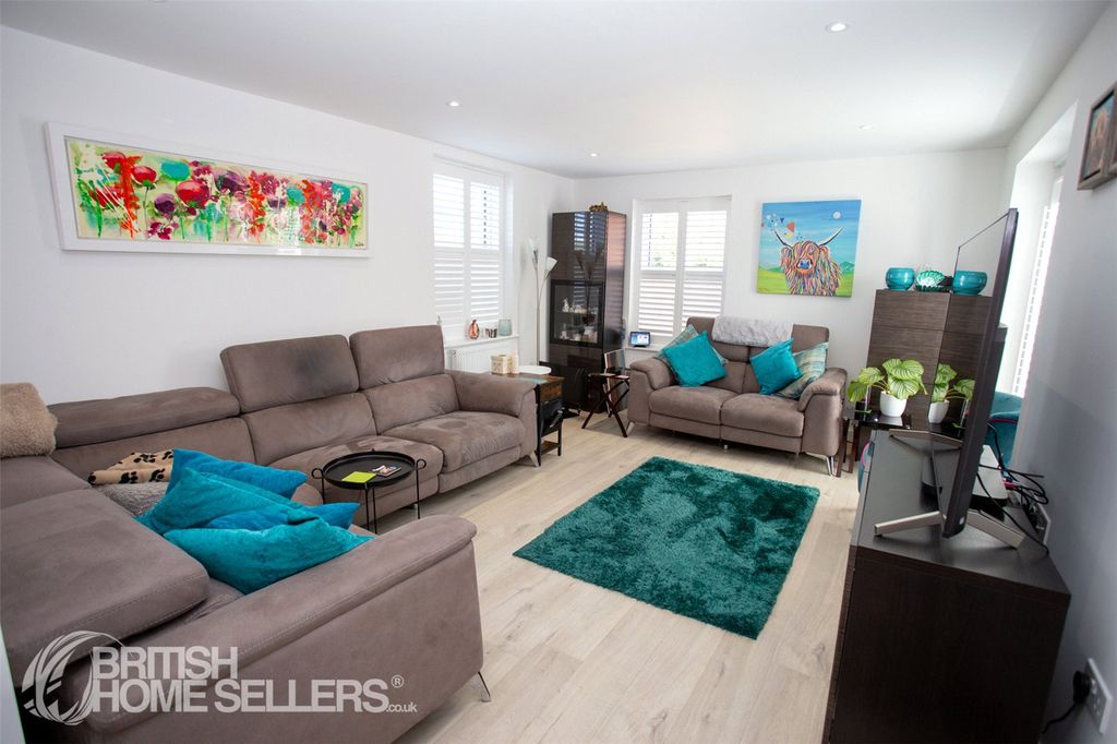 Property photo 2 of 23 Picture No. 06