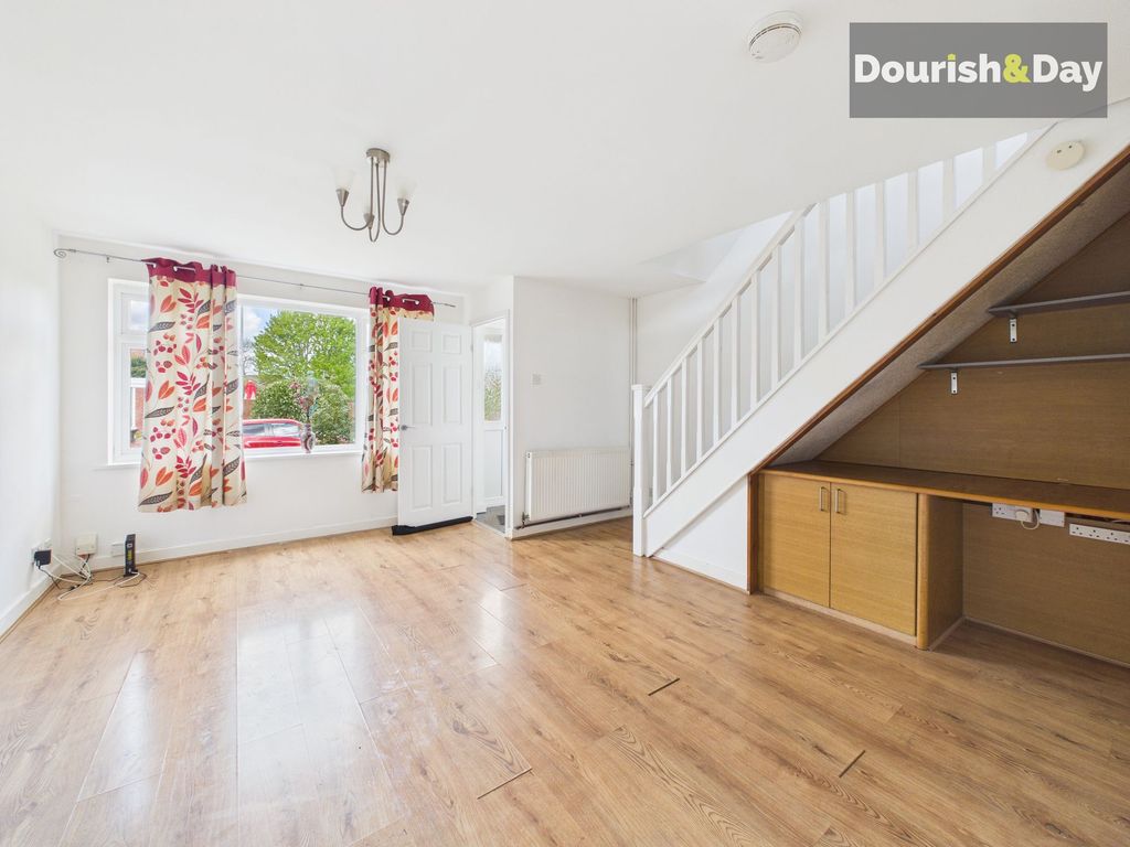 Property photo 3 of 13