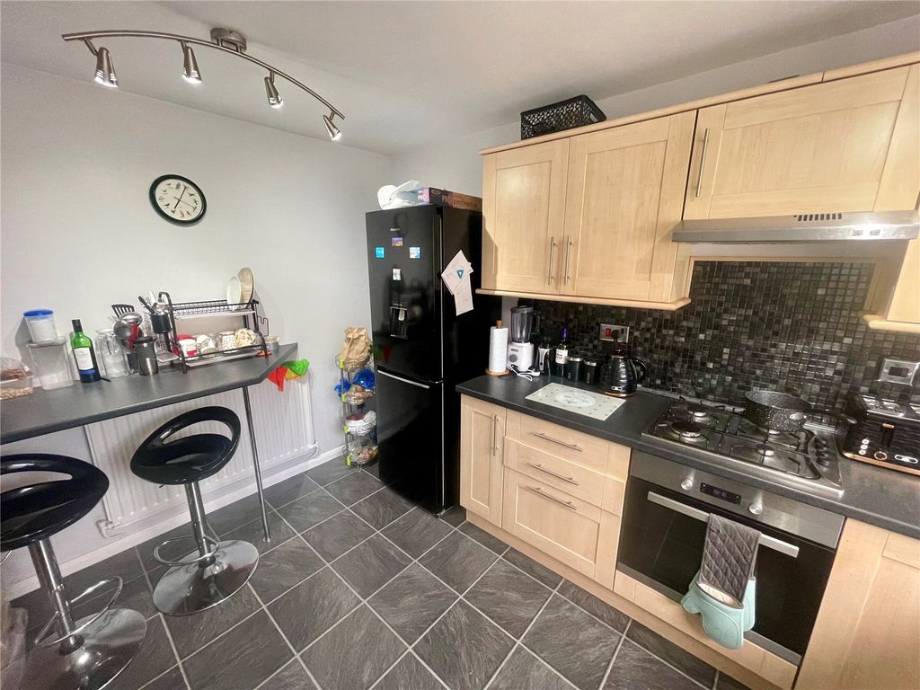 Property photo 3 of 19 Picture No. 06