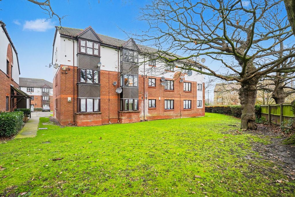 Property photo 1 of 11 Rear Garden