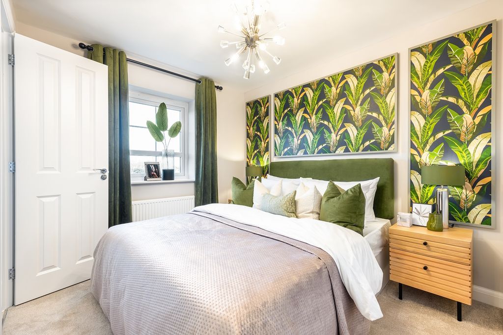 Property photo 2 of 3 Main Bedroom With En Suite