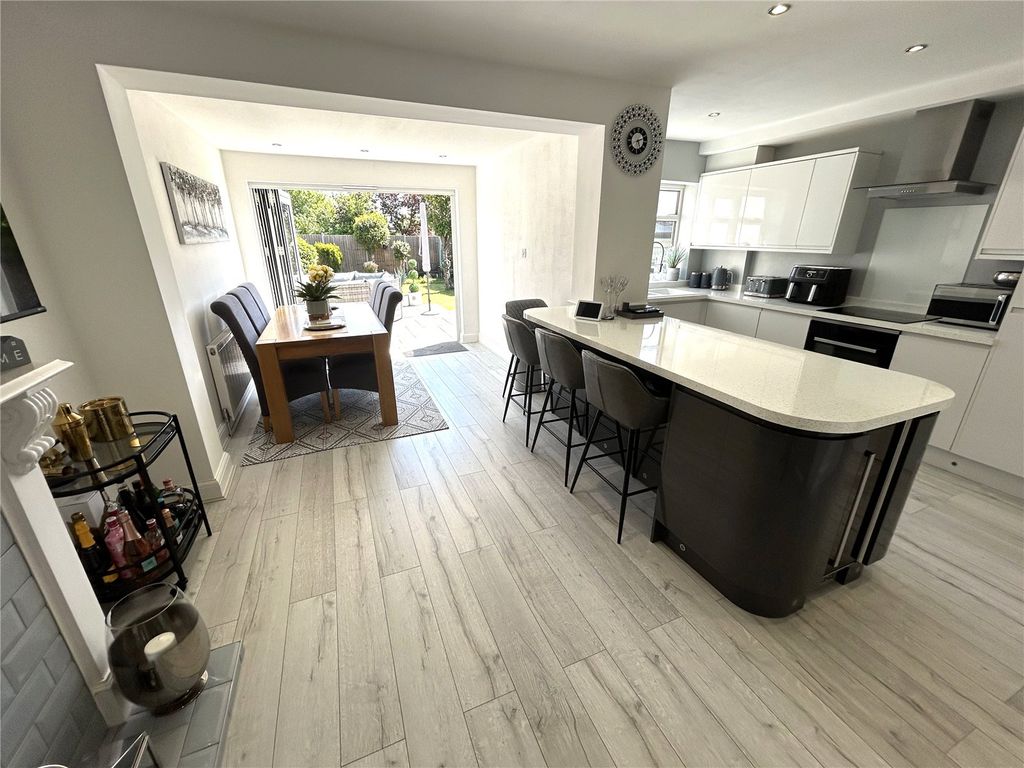 Property photo 3 of 15 Kitchen/Diner