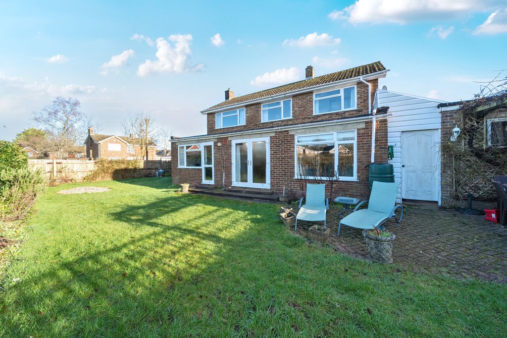 Property photo 2 of 24