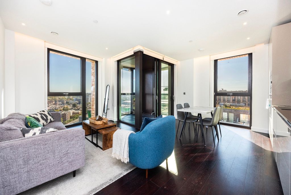 Property photo 1 of 30