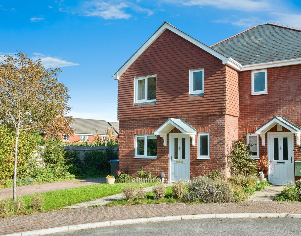 Property photo 2 of 17