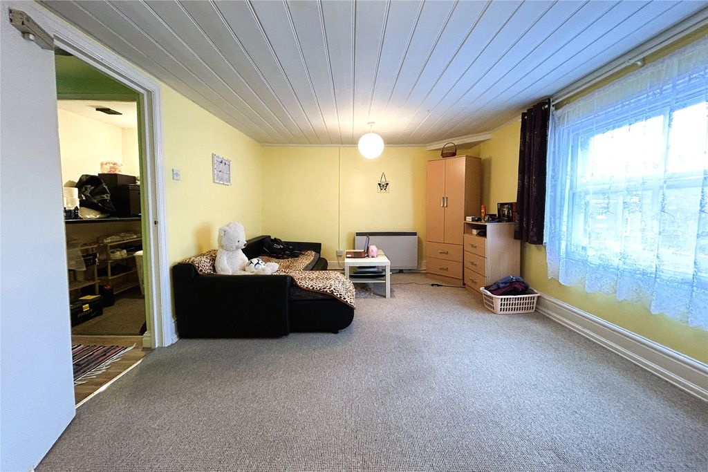 Property photo 3 of 6 Picture No. 03