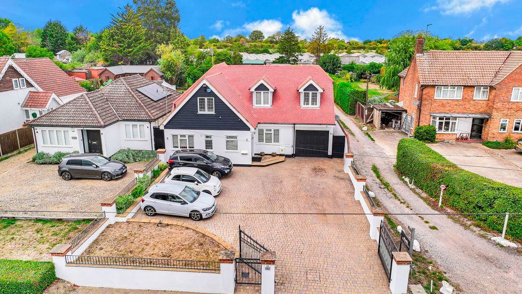 Property photo 2 of 42