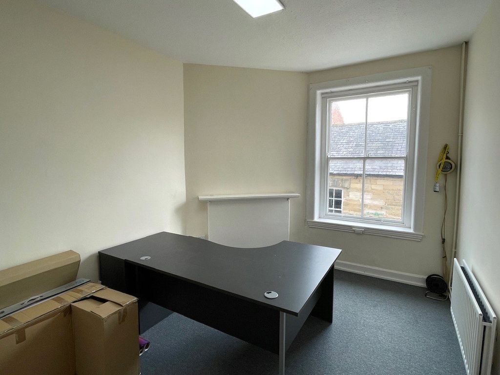 Property photo 3 of 5 Picture No. 02