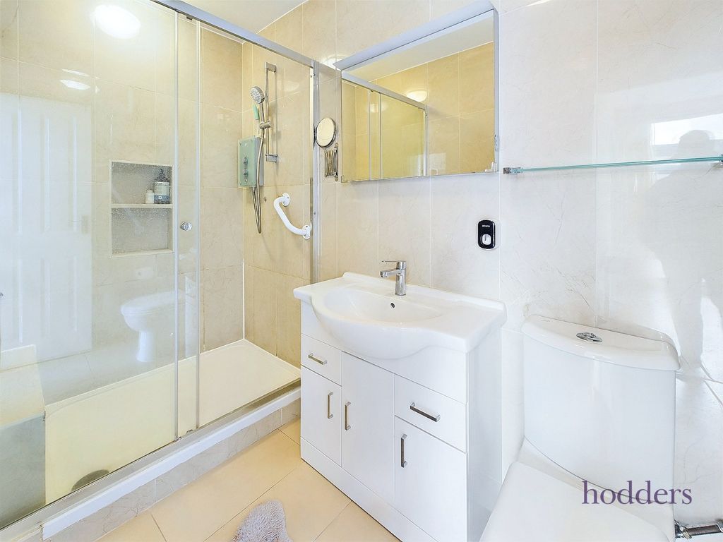 Property photo 3 of 8 Picture No. 10