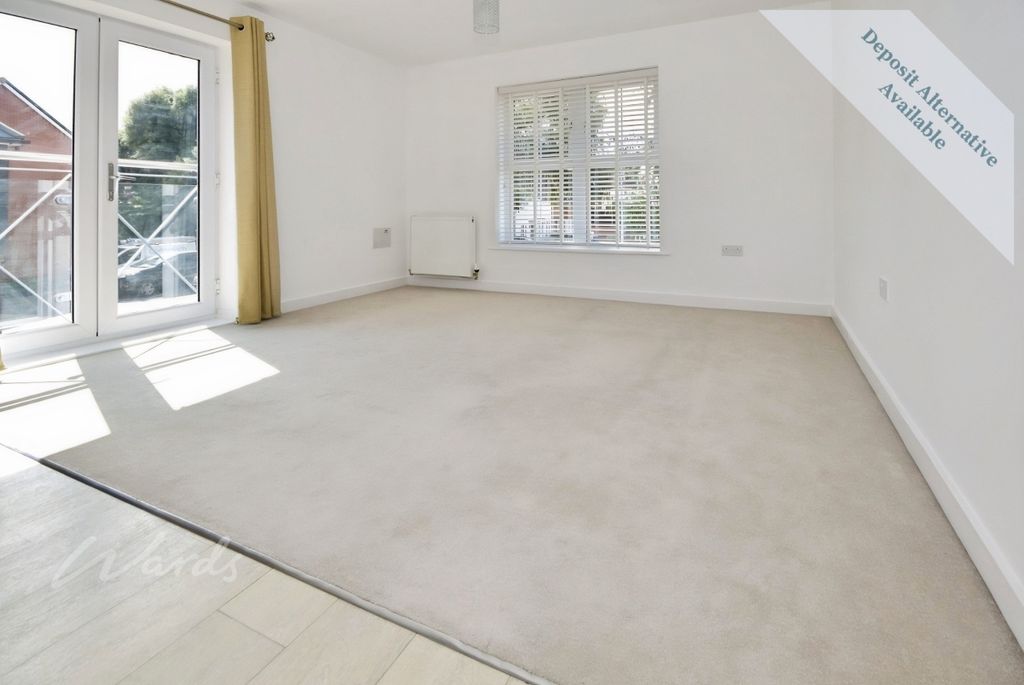 Property photo 3 of 7 Tram Lounge 1